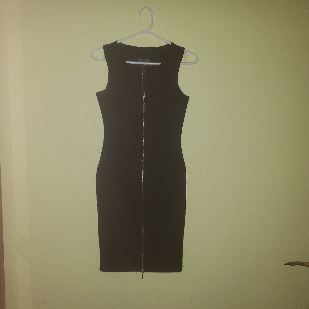 Dress - Picture 2 of 4